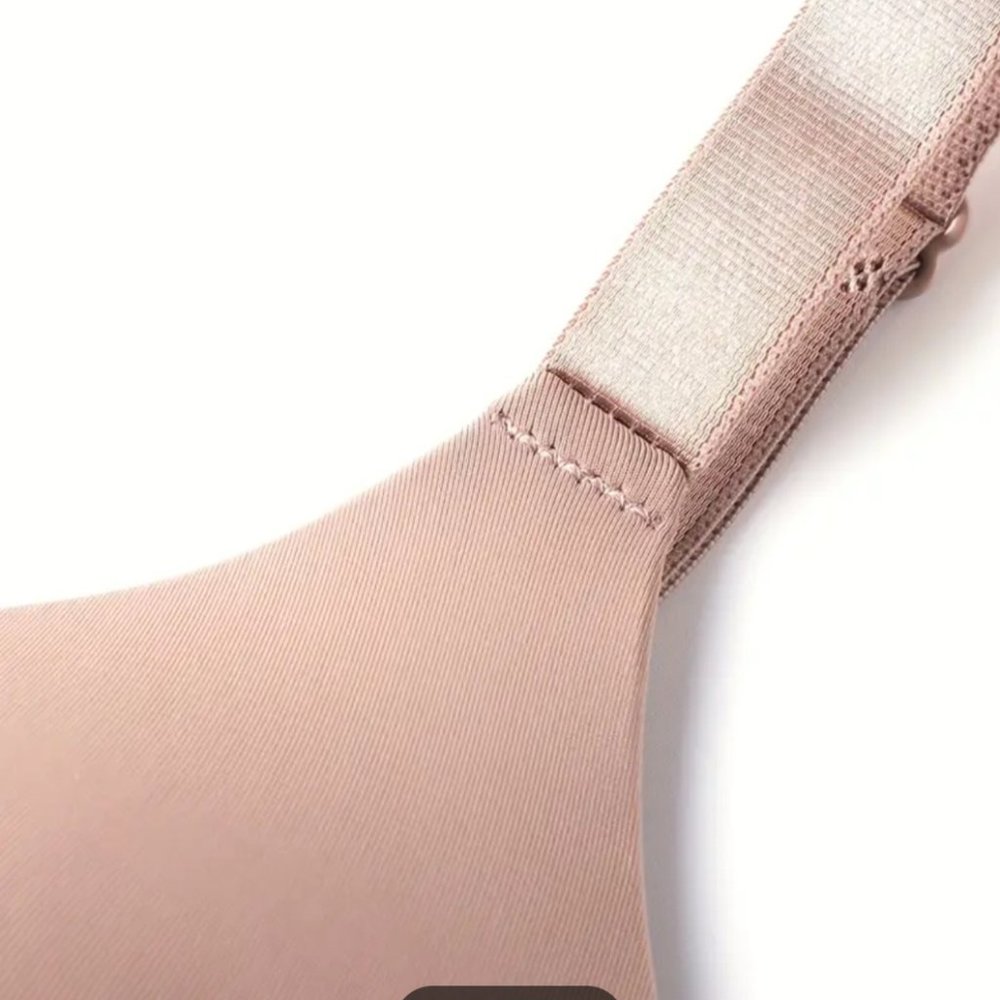 42D Plus Size Comfy Skin Tone Bra (New/Never Worn)